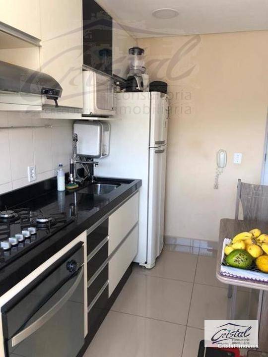 Apartamento à venda com 2 quartos, 42m² - Foto 4