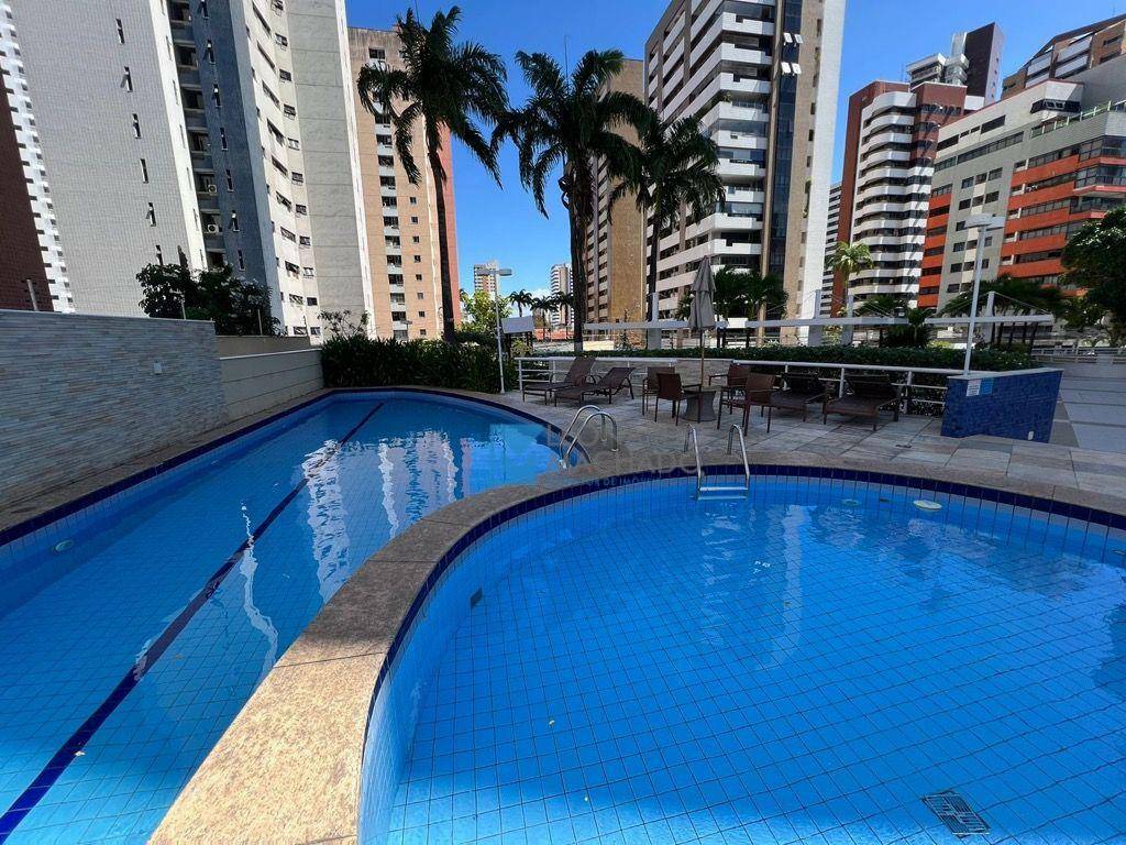 Apartamento à venda com 3 quartos, 145m² - Foto 6