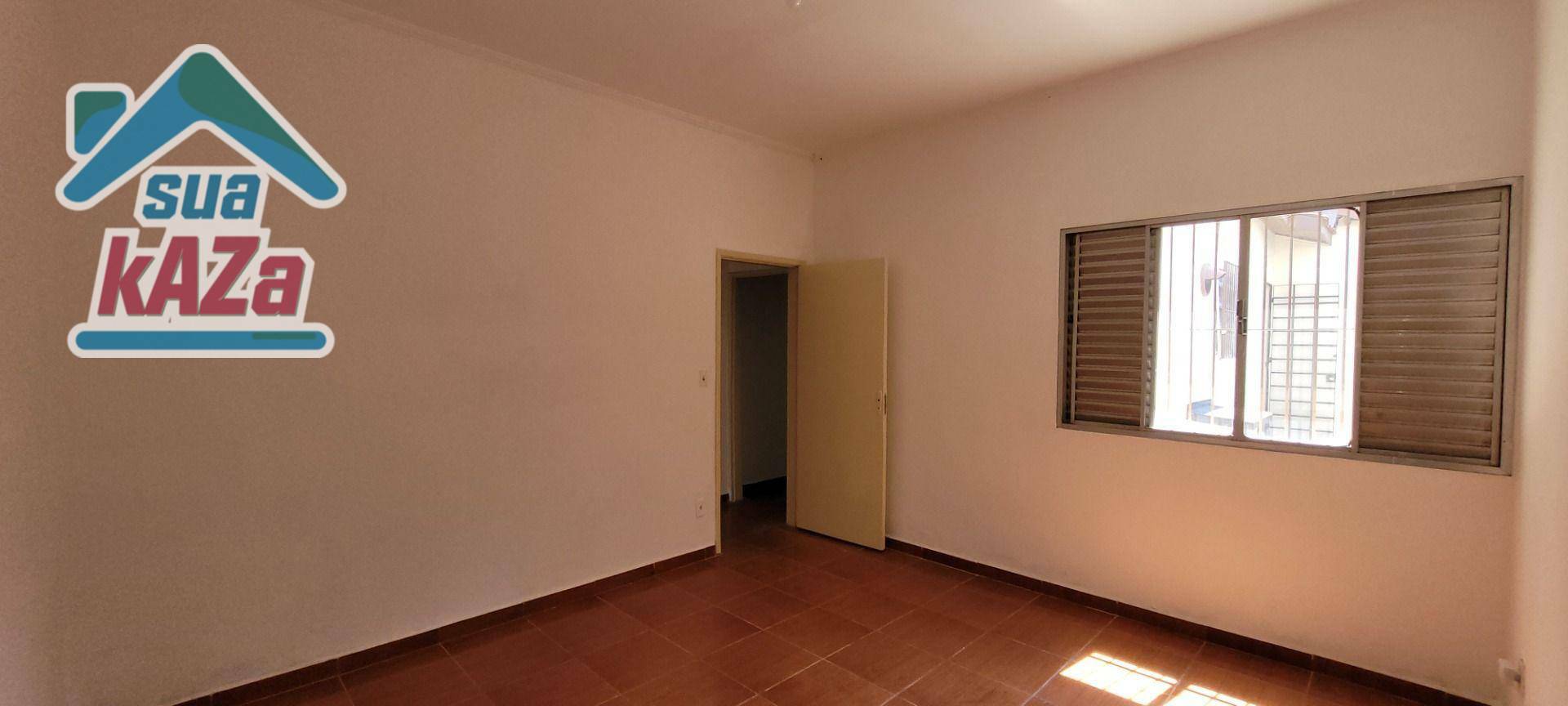 Casa à venda com 3 quartos, 262m² - Foto 15