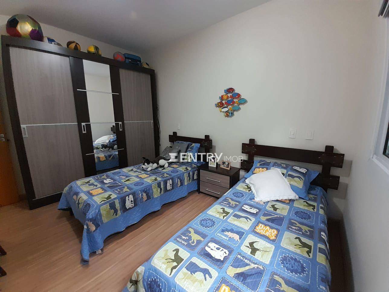 Casa de Condomínio à venda com 4 quartos, 327m² - Foto 21