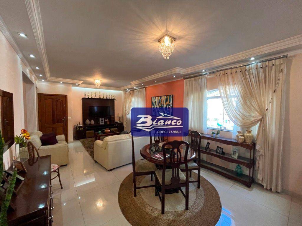 Sobrado à venda com 4 quartos, 224m² - Foto 9