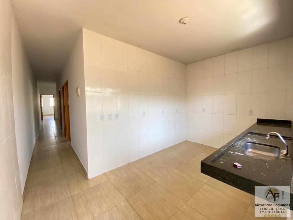 Casa à venda com 3 quartos, 96m² - Foto 5