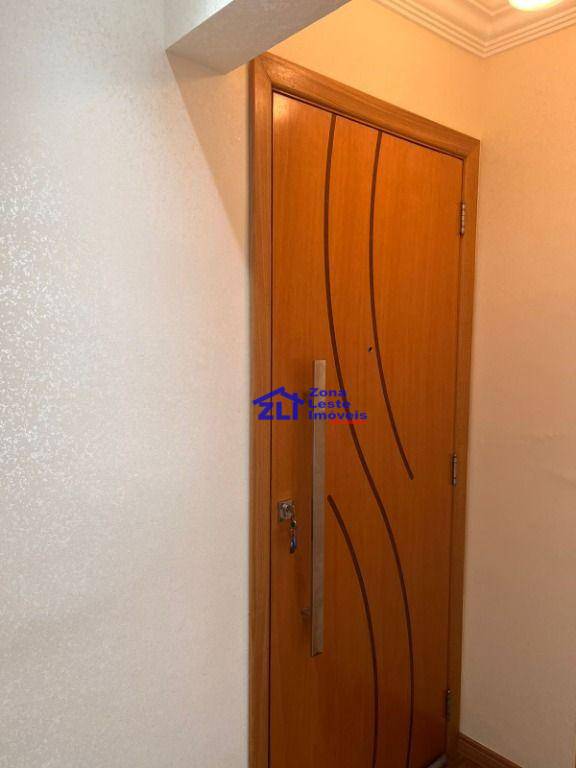 Apartamento à venda com 2 quartos, 66m² - Foto 16