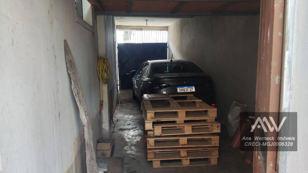 Casa à venda com 5 quartos, 170m² - Foto 25