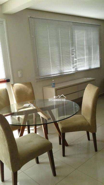 Apartamento à venda com 2 quartos, 58m² - Foto 4