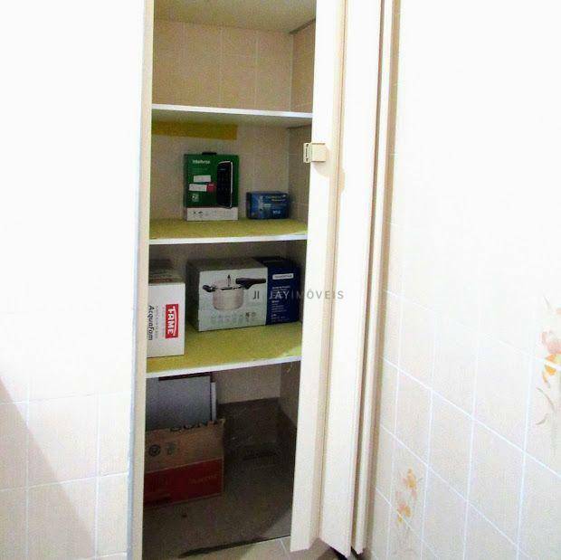 Apartamento à venda com 1 quarto, 57m² - Foto 20