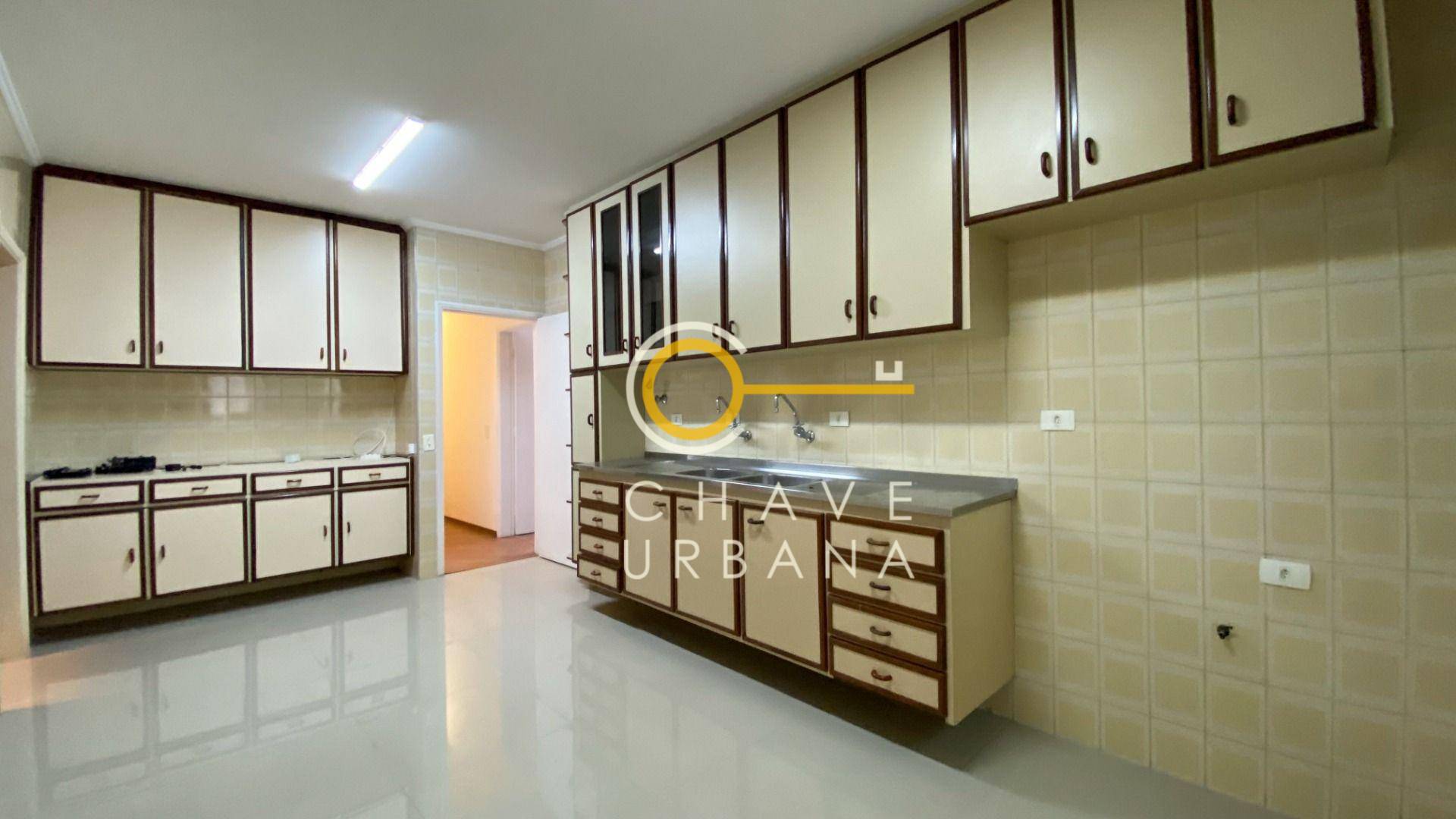 Apartamento para alugar com 3 quartos, 174m² - Foto 17