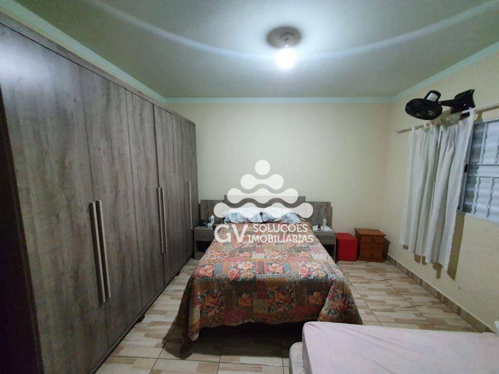 Casa à venda e aluguel com 3 quartos, 130m² - Foto 10