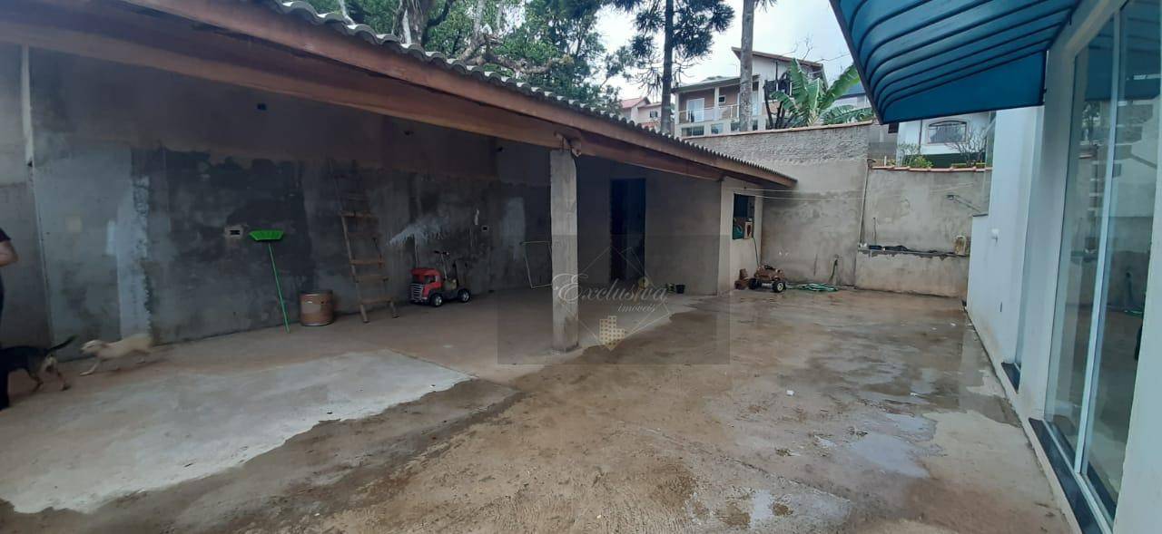 Casa à venda com 3 quartos, 330m² - Foto 23