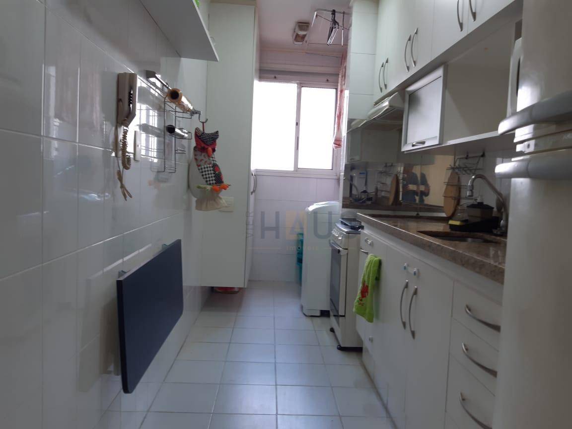 Apartamento à venda com 2 quartos, 60m² - Foto 16