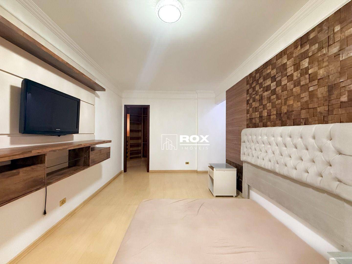 Apartamento para alugar com 3 quartos, 178m² - Foto 32