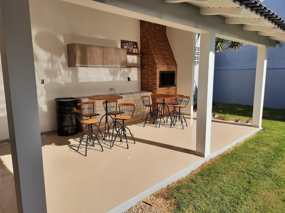 Casa à venda com 3 quartos, 1m² - Foto 18