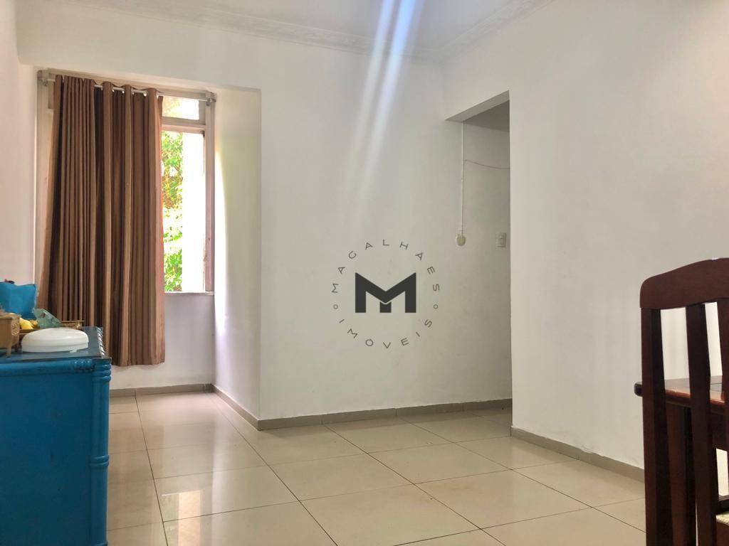 Apartamento à venda com 3 quartos, 90m² - Foto 2