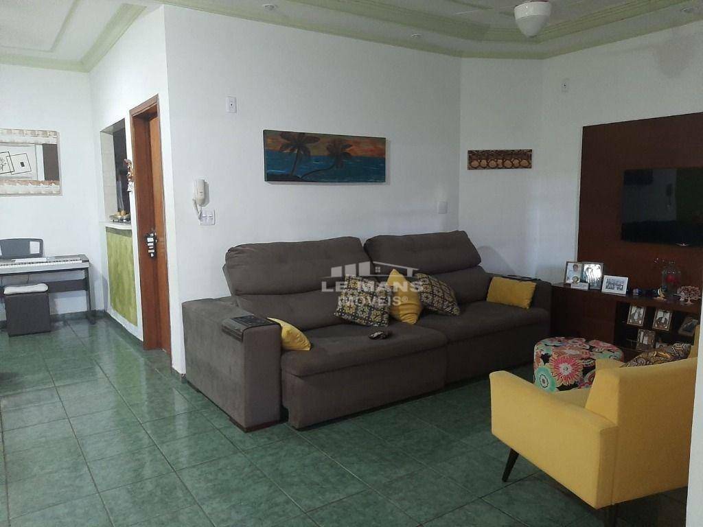 Casa de Condomínio à venda com 3 quartos, 190m² - Foto 3