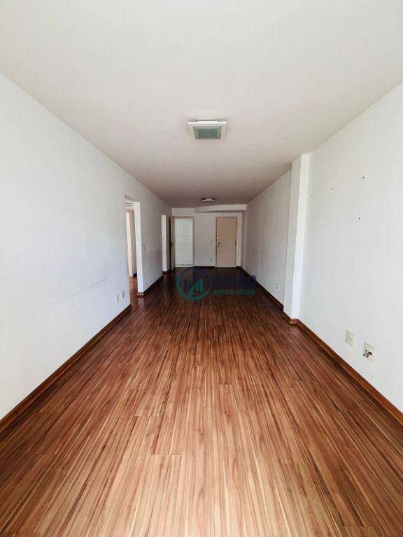 Apartamento à venda com 3 quartos, 150m² - Foto 5