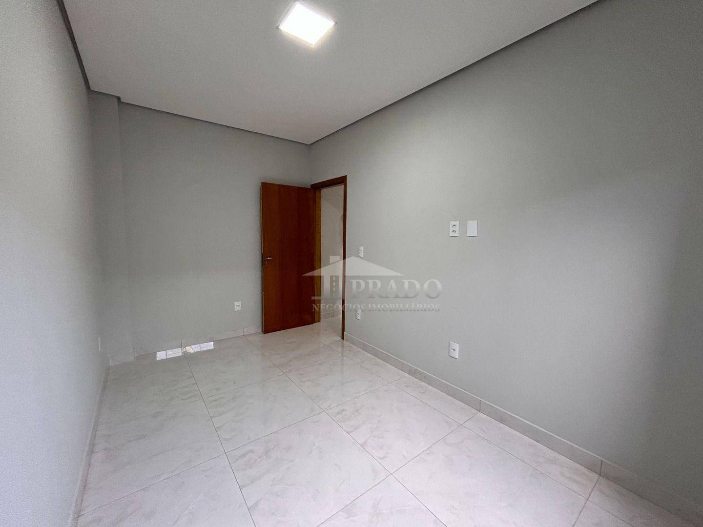 Casa à venda com 3 quartos, 164m² - Foto 11