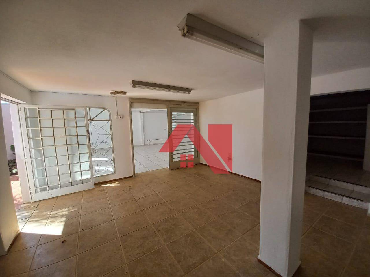 Casa para alugar com 2 quartos, 227m² - Foto 27