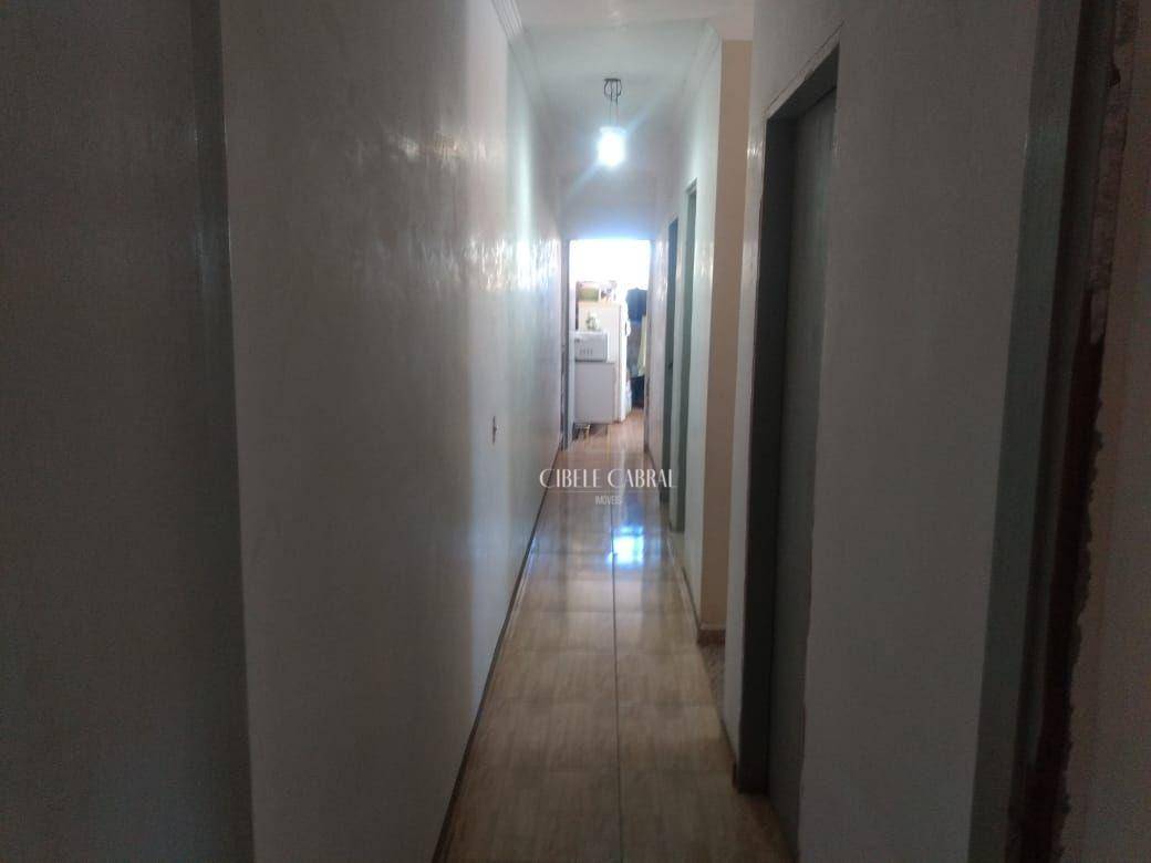 Casa à venda com 3 quartos, 210m² - Foto 20