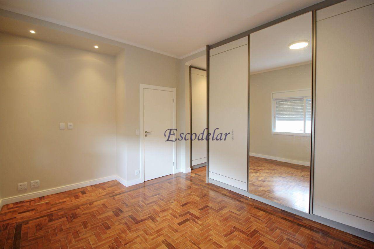 Casa à venda com 4 quartos, 360m² - Foto 40