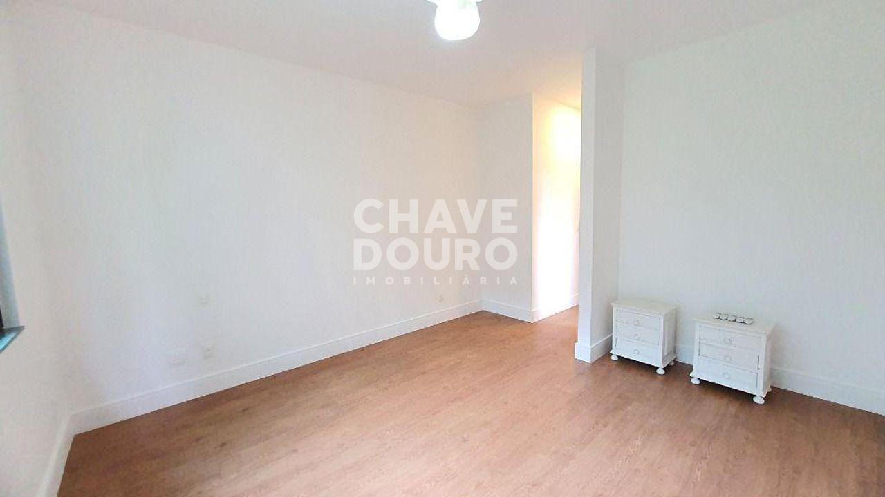 Casa à venda com 4 quartos, 851m² - Foto 28