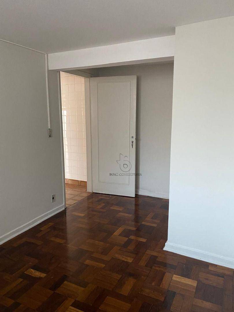 Casa para alugar com 3 quartos, 333m² - Foto 3