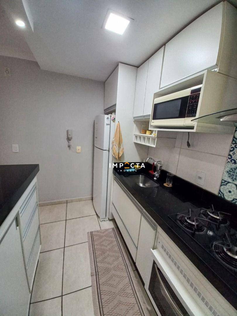 Apartamento à venda com 2 quartos, 49m² - Foto 4