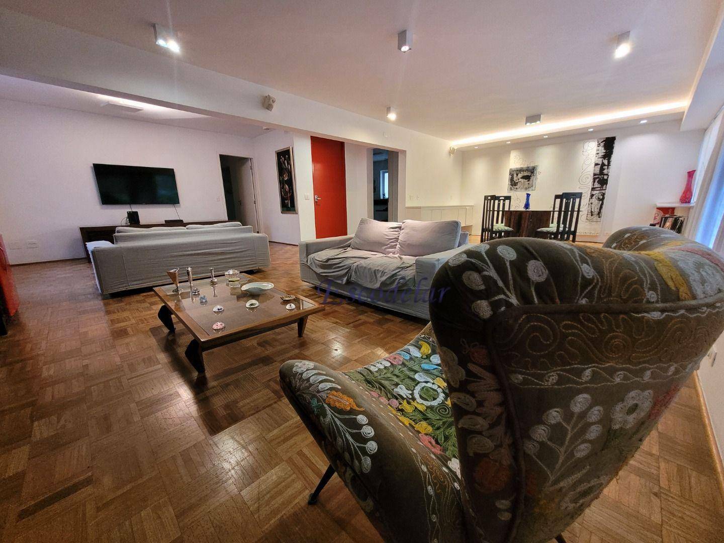 Apartamento à venda com 3 quartos, 200m² - Foto 15