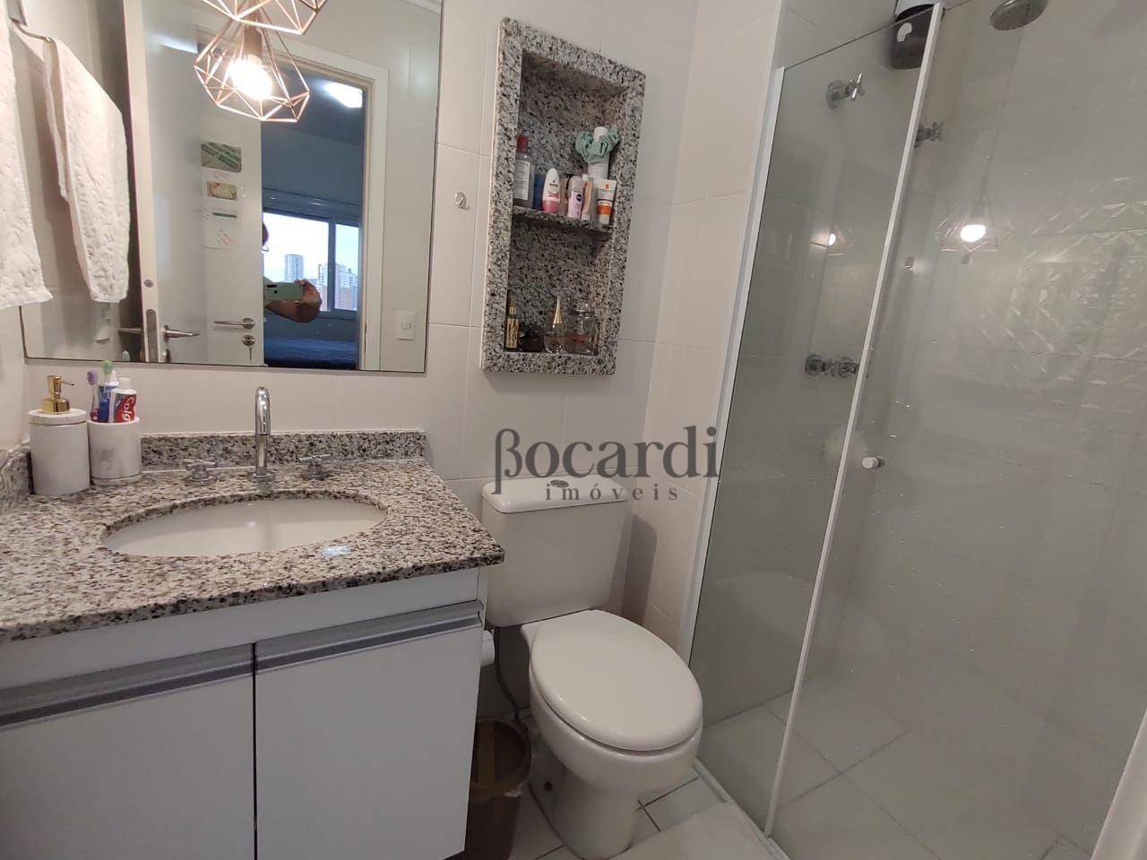 Apartamento à venda com 2 quartos, 62m² - Foto 10