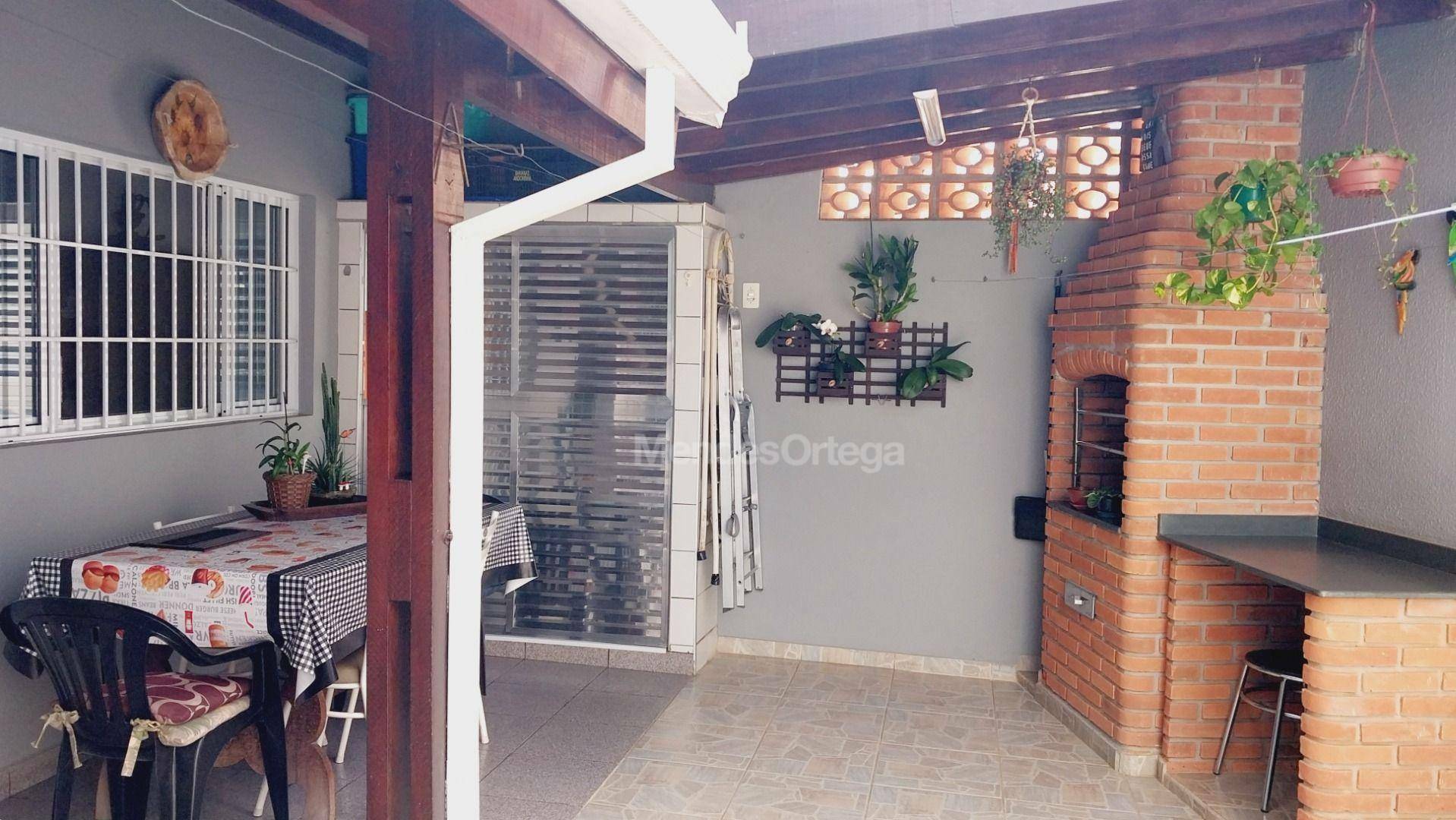 Casa à venda com 3 quartos, 99m² - Foto 25