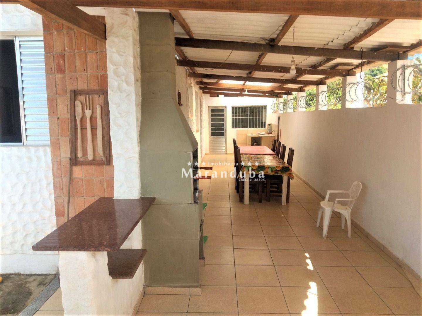 Casa à venda com 4 quartos, 200m² - Foto 11