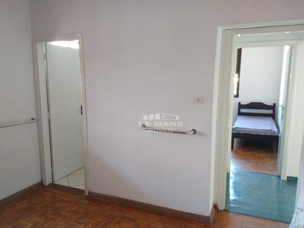 Casa à venda com 4 quartos, 253m² - Foto 11