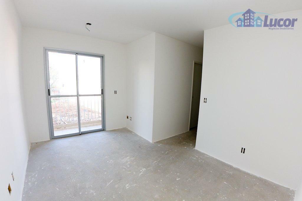 Apartamento à venda com 3 quartos, 63m² - Foto 1