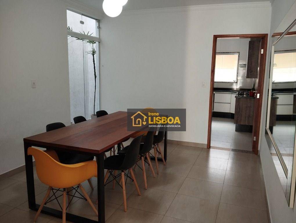 Sobrado à venda com 3 quartos, 200m² - Foto 14