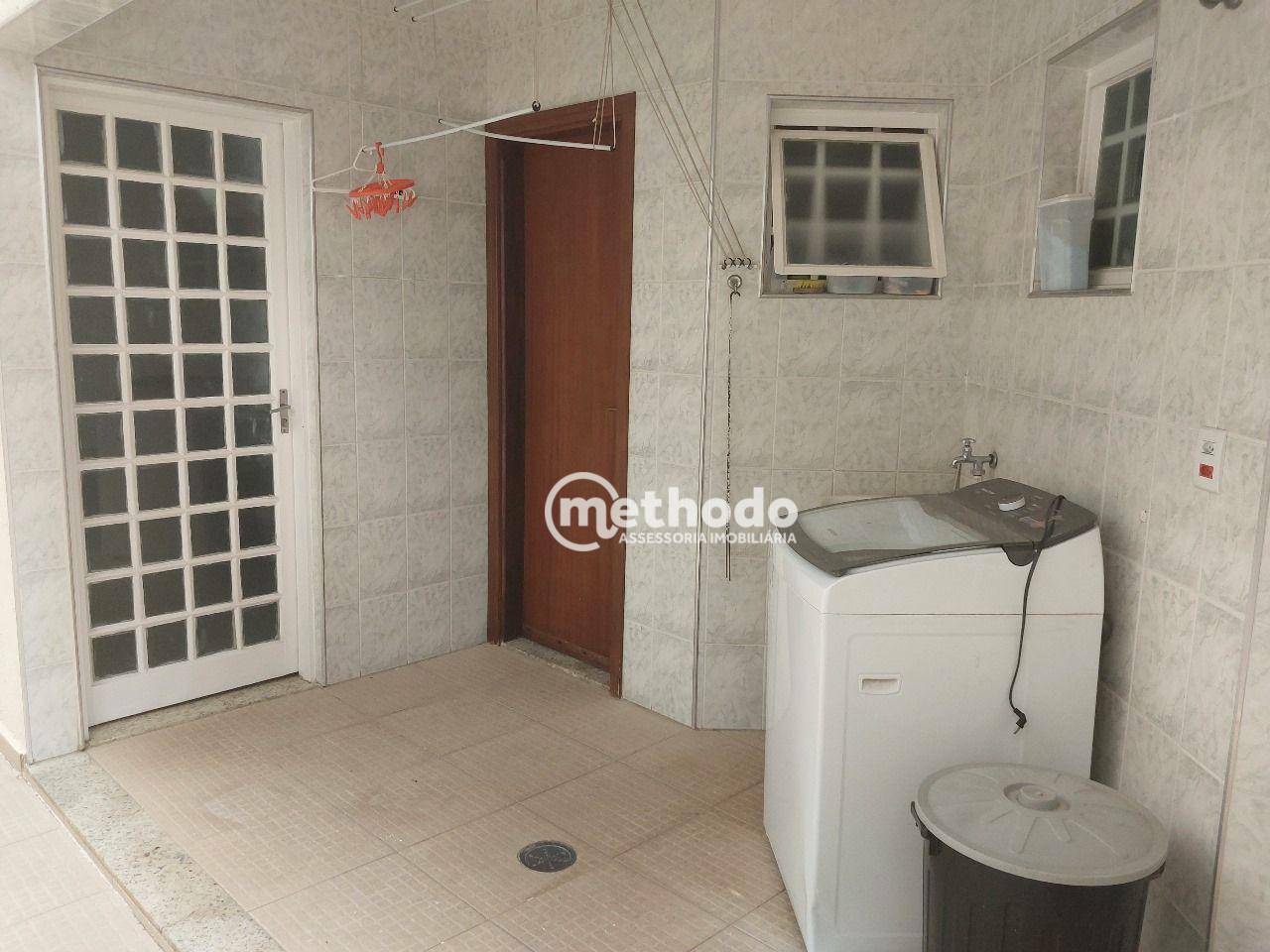 Casa à venda com 3 quartos, 206m² - Foto 18