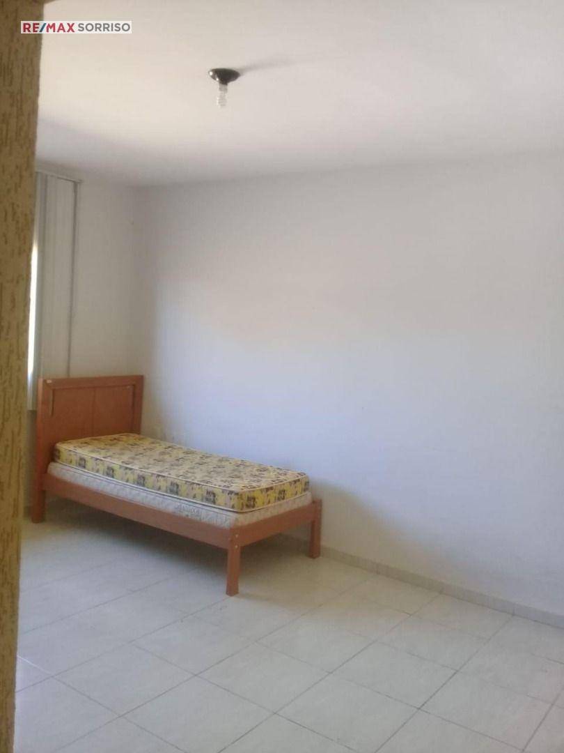 Casa à venda com 3 quartos, 200m² - Foto 2