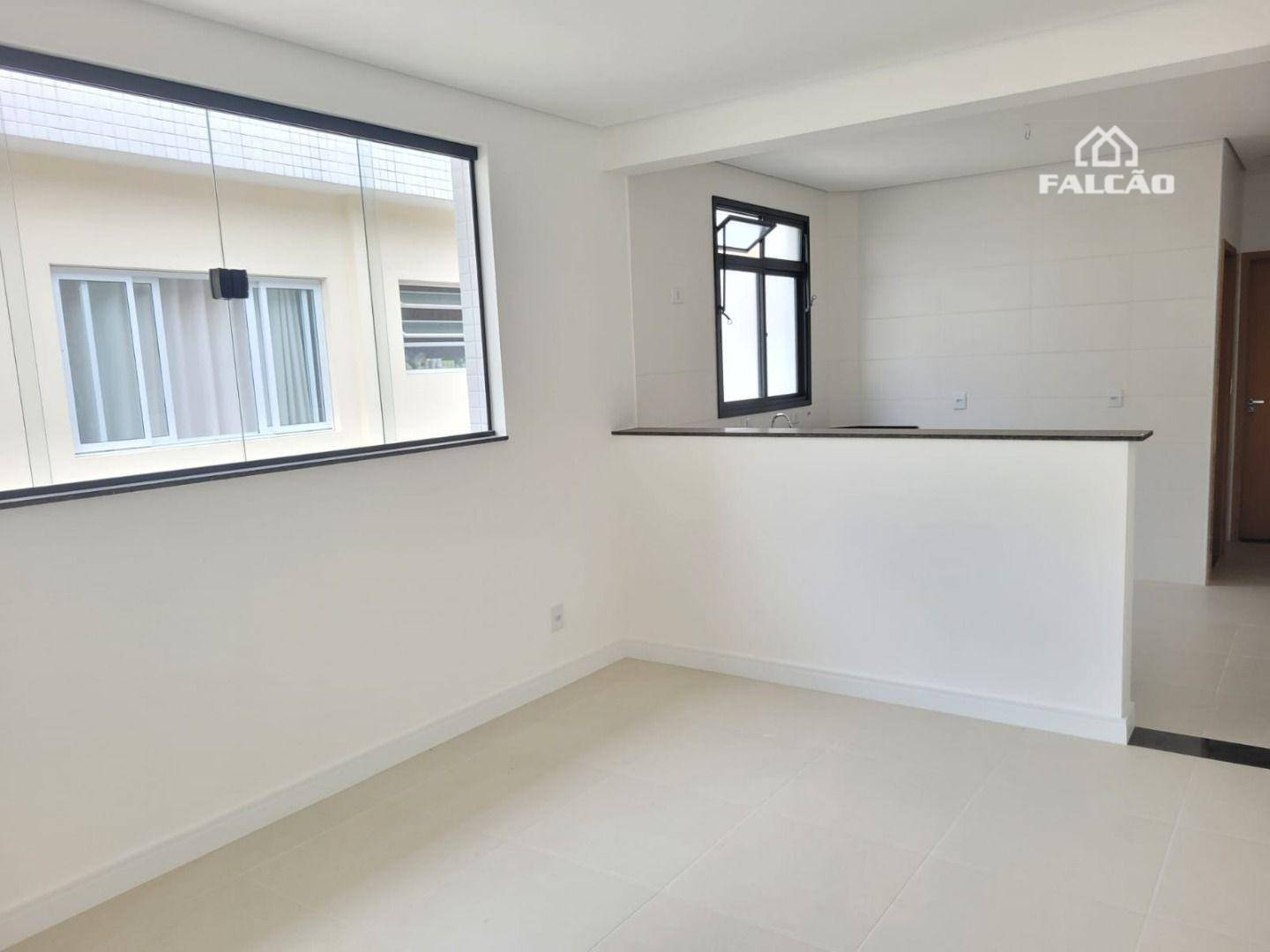 Casa à venda com 3 quartos, 92m² - Foto 3