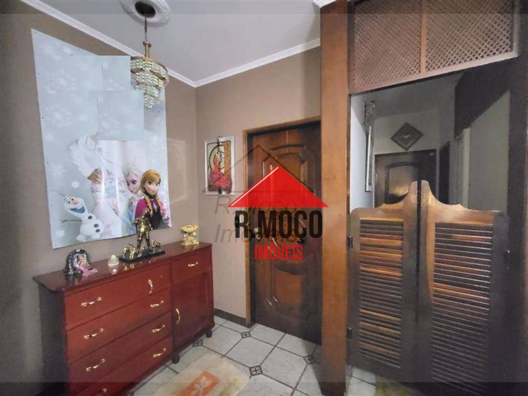 Casa à venda com 3 quartos, 194m² - Foto 13