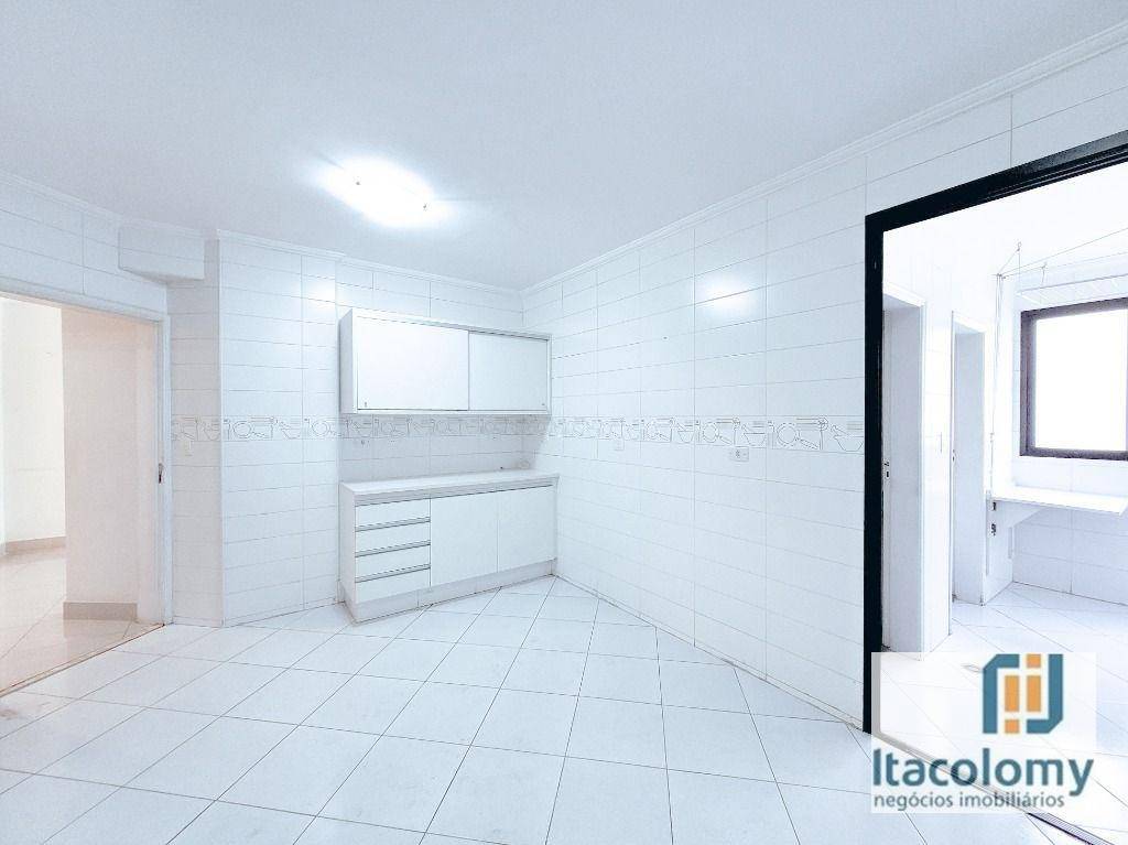 Apartamento à venda com 3 quartos, 162m² - Foto 14