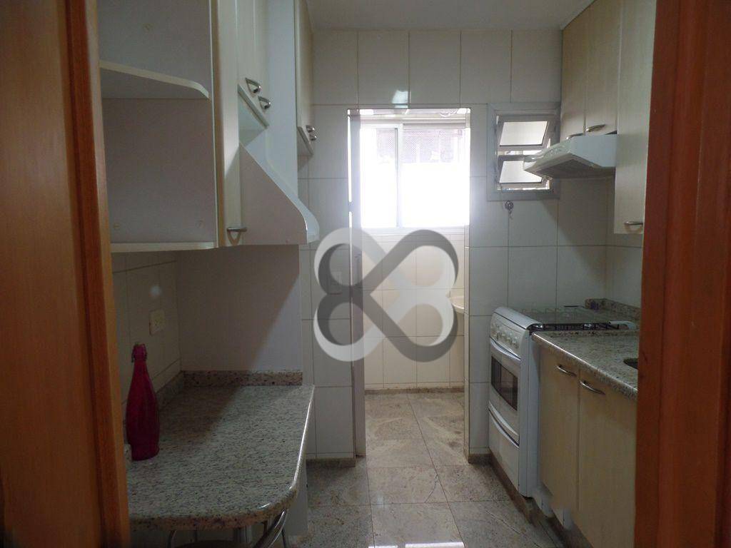 Apartamento para alugar com 2 quartos, 68m² - Foto 14