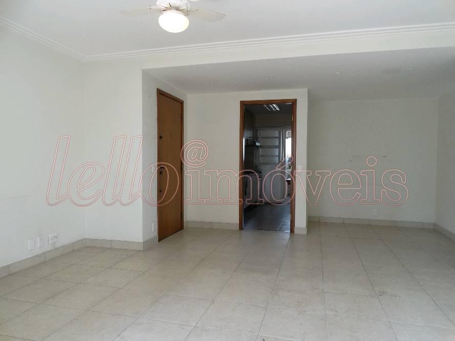 Apartamento para alugar com 2 quartos, 110m² - Foto 2