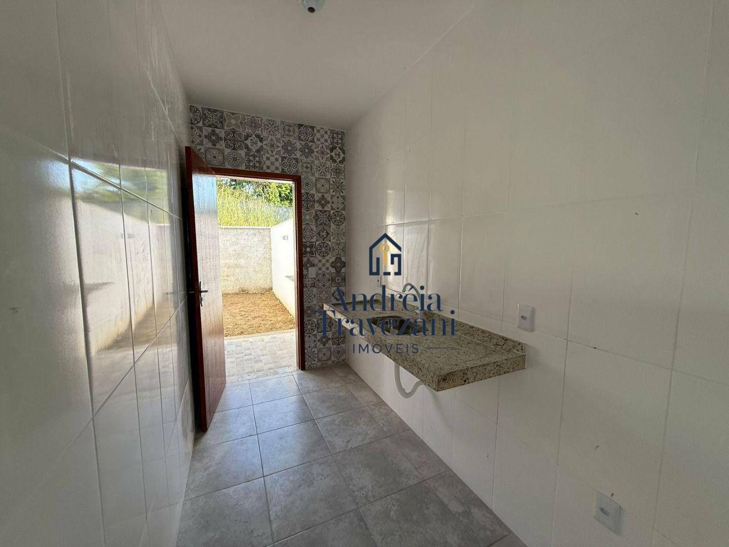 Casa à venda com 1 quarto, 60m² - Foto 3