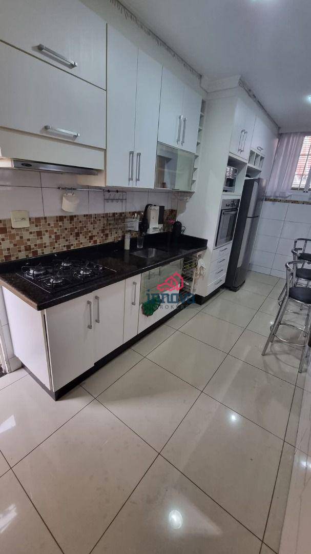 Sobrado à venda com 3 quartos, 250m² - Foto 12