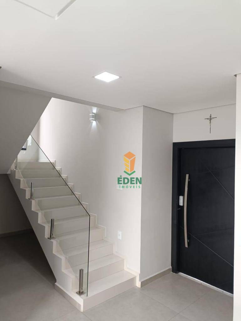 Casa de Condomínio à venda com 3 quartos, 211m² - Foto 16