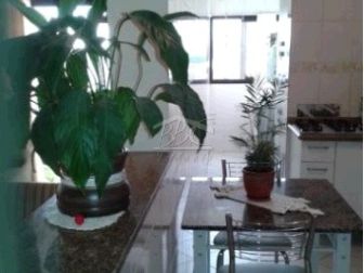 Apartamento à venda com 2 quartos, 67m² - Foto 2