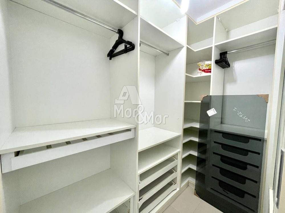 Apartamento à venda com 3 quartos, 168m² - Foto 15