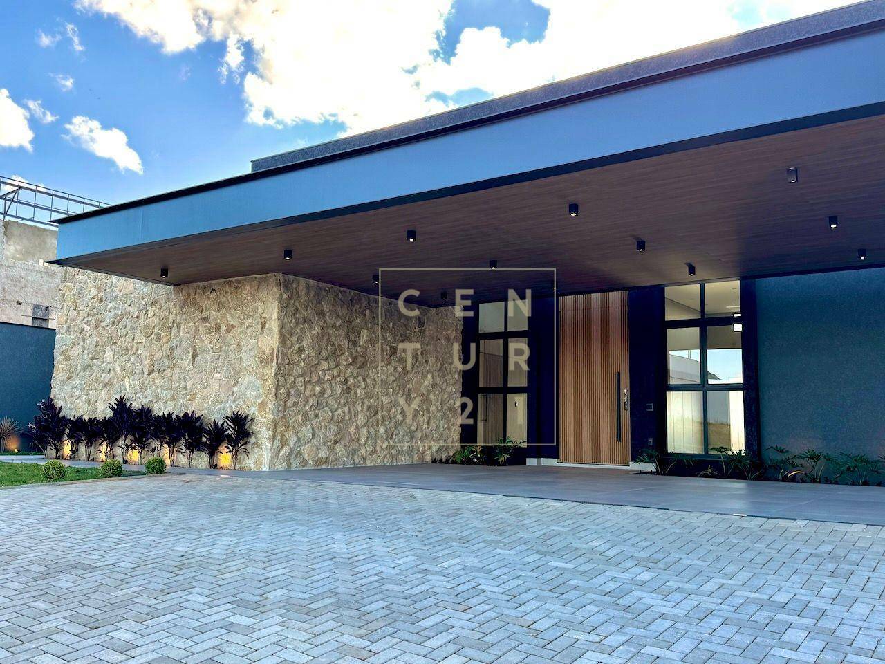 Casa de Condomínio à venda com 4 quartos, 450m² - Foto 33