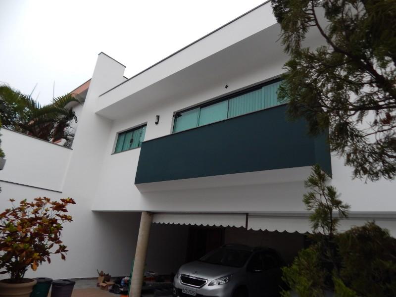 Sobrado à venda com 3 quartos, 340m² - Foto 1