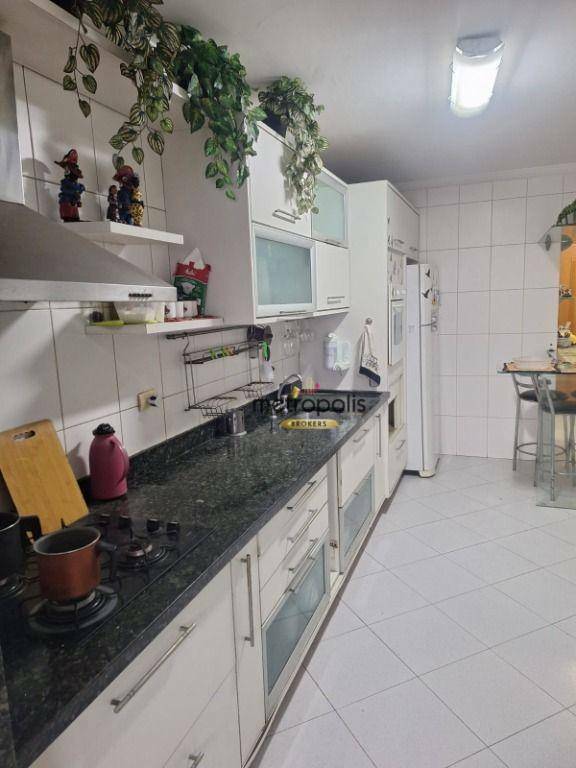 Apartamento à venda com 3 quartos, 120m² - Foto 13