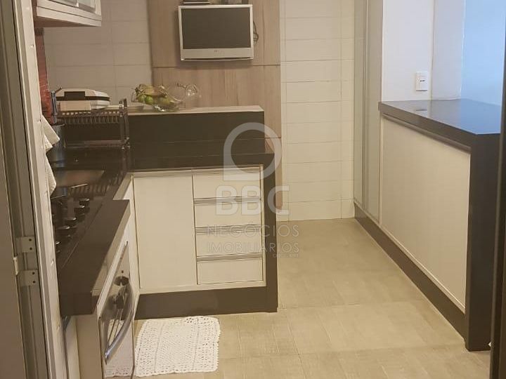 Apartamento à venda com 3 quartos, 145m² - Foto 9