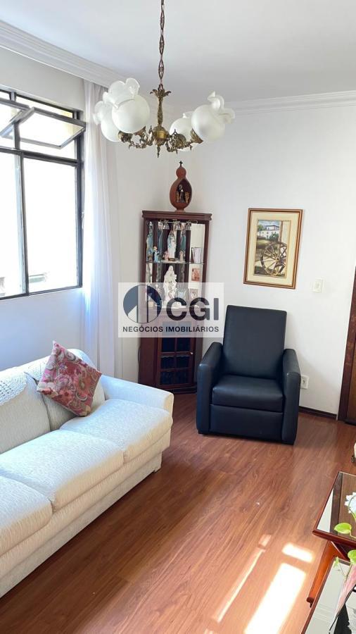 Apartamento à venda com 3 quartos, 110m² - Foto 3